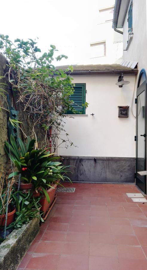 Mario Apartment With Garden Levanto Kültér fotó